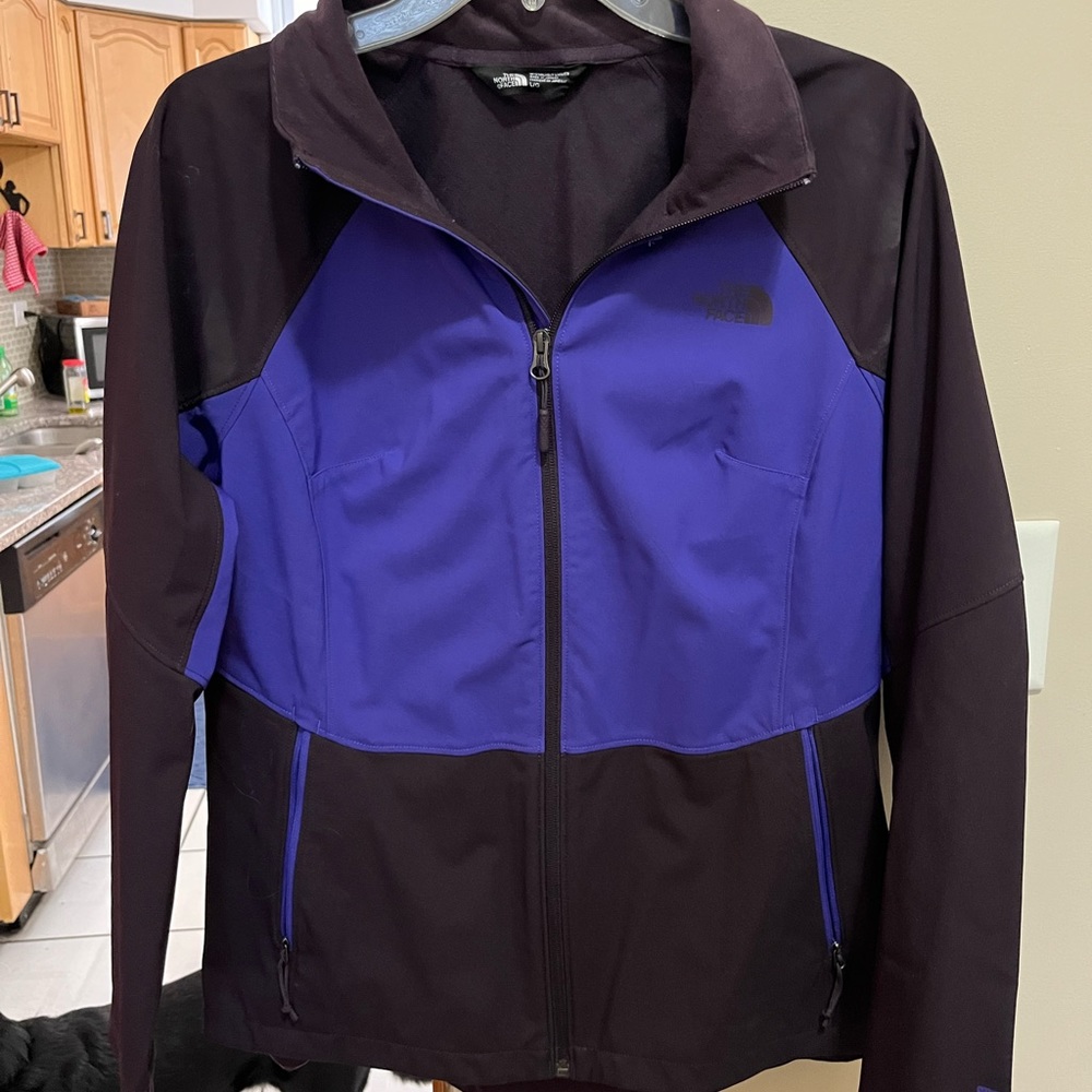 Light weight NorthFace Jacket